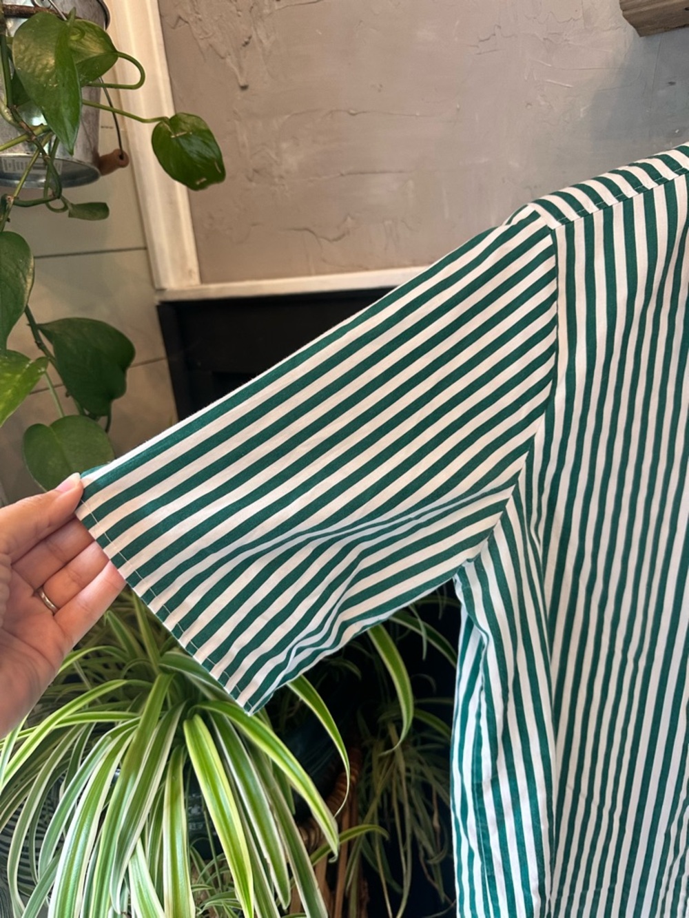 Vintage American Sweetheart Classic Green and White Striped Button-Up Shirt L - Picture 6 of 10
